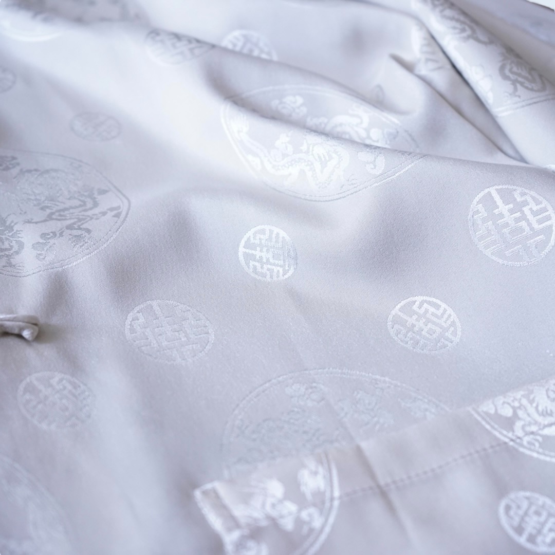 black × cream reversible China shirt