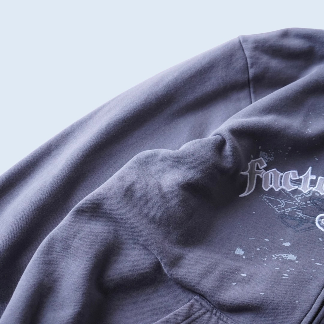 “Y2K” textile fade gray zip parka