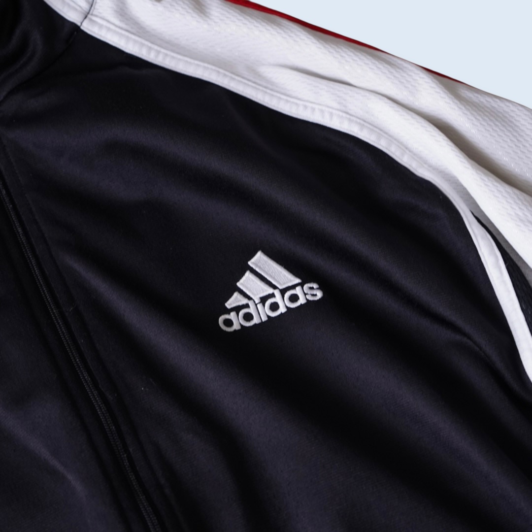 【adidas】2WAY detachable track jacket