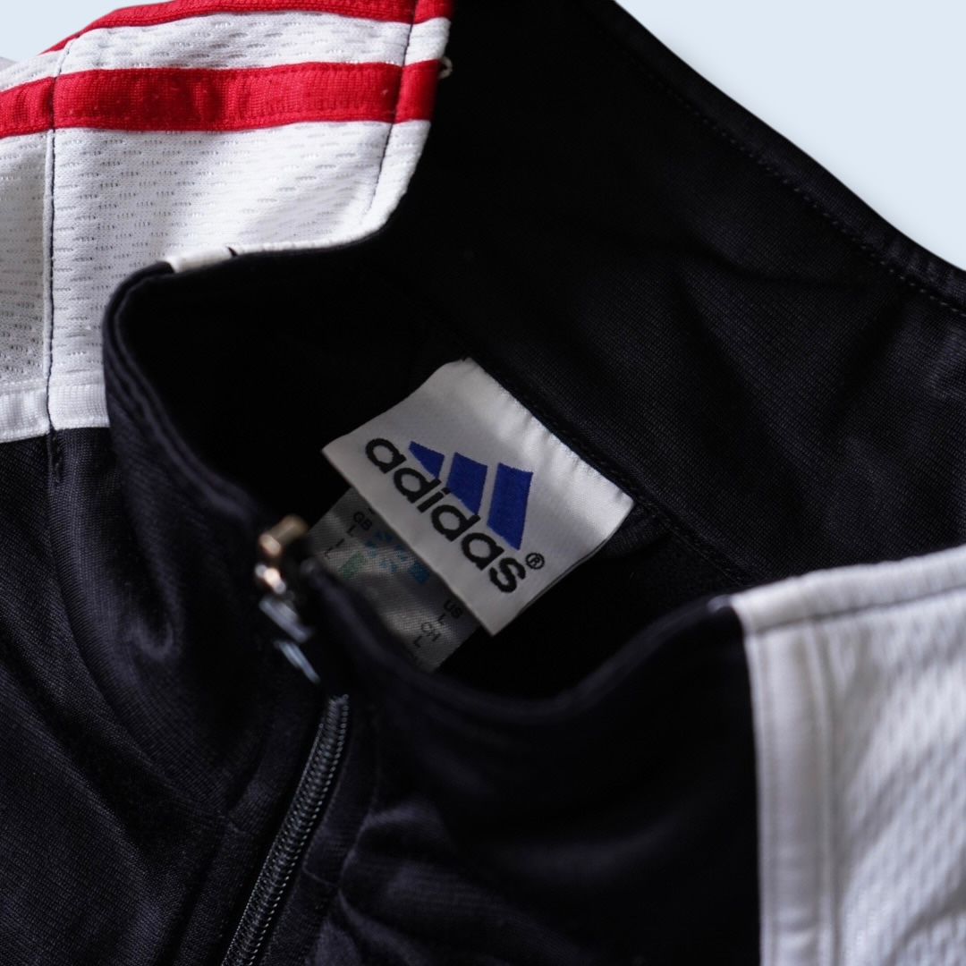 【adidas】2WAY detachable track jacket