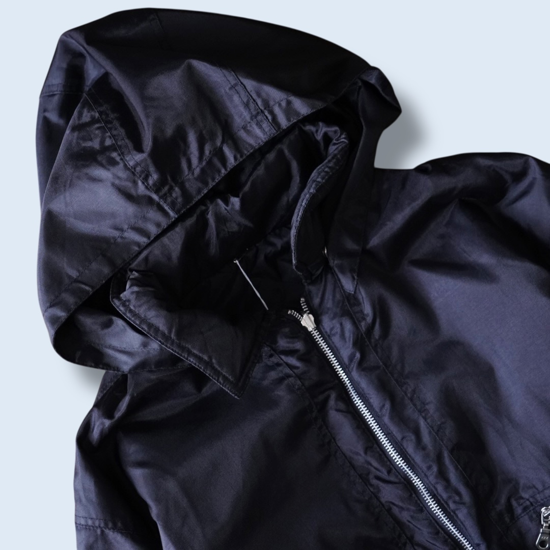 short length nylon gimmick reversible jacket