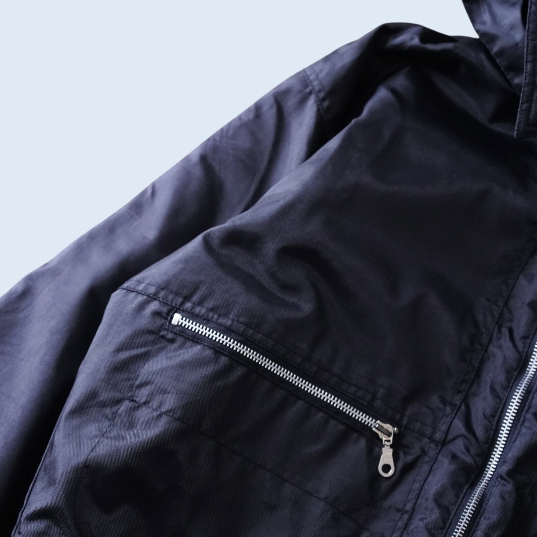 short length nylon gimmick reversible jacket