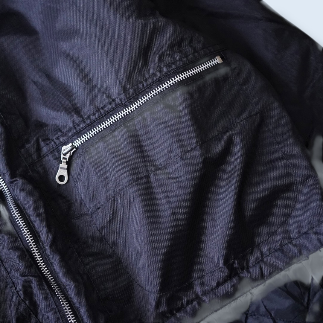 short length nylon gimmick reversible jacket