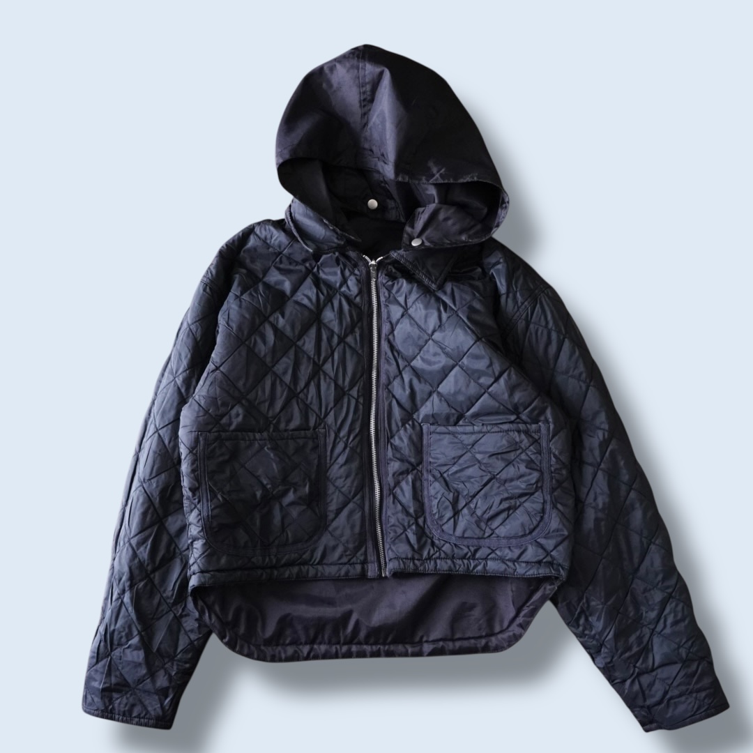 short length nylon gimmick reversible jacket