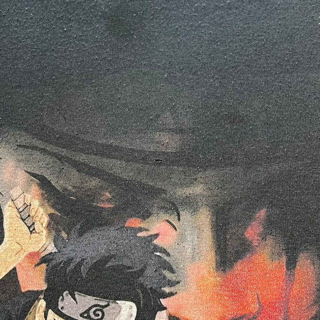 “珍品うちはシスイのピン / NARUTO” print tee