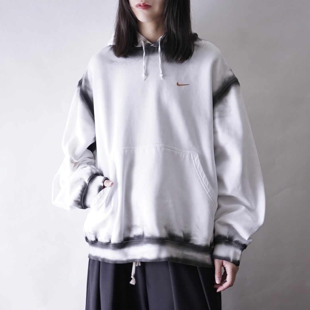 【ANARCHY REMAKE】NIKE white color SPRAY custom short length parka