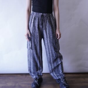 like alpaca native pattern cargo pants