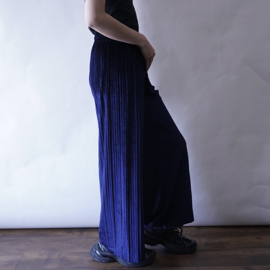 glossy blue velours pleats hakama pants