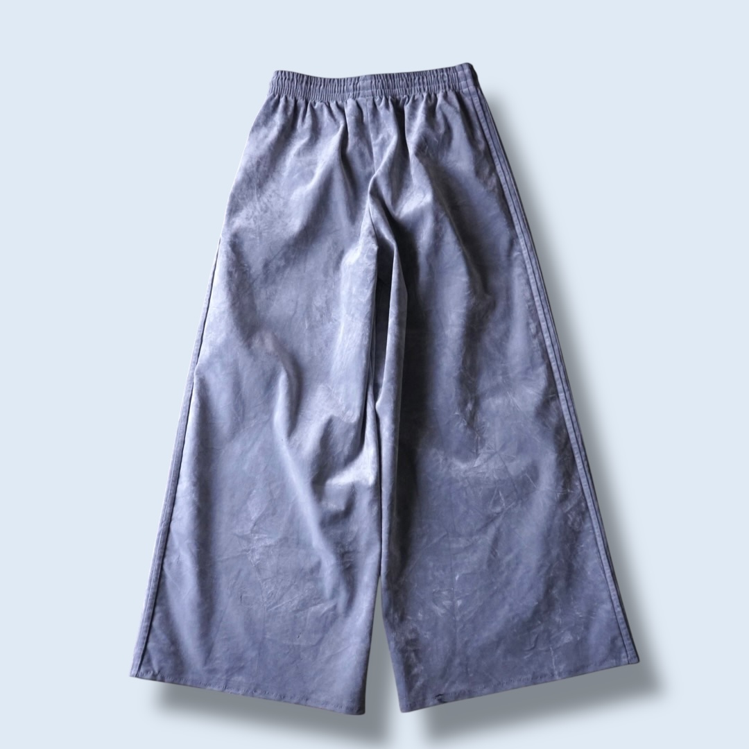 【adidas】fake suede baggy silhouette gray wide track pants