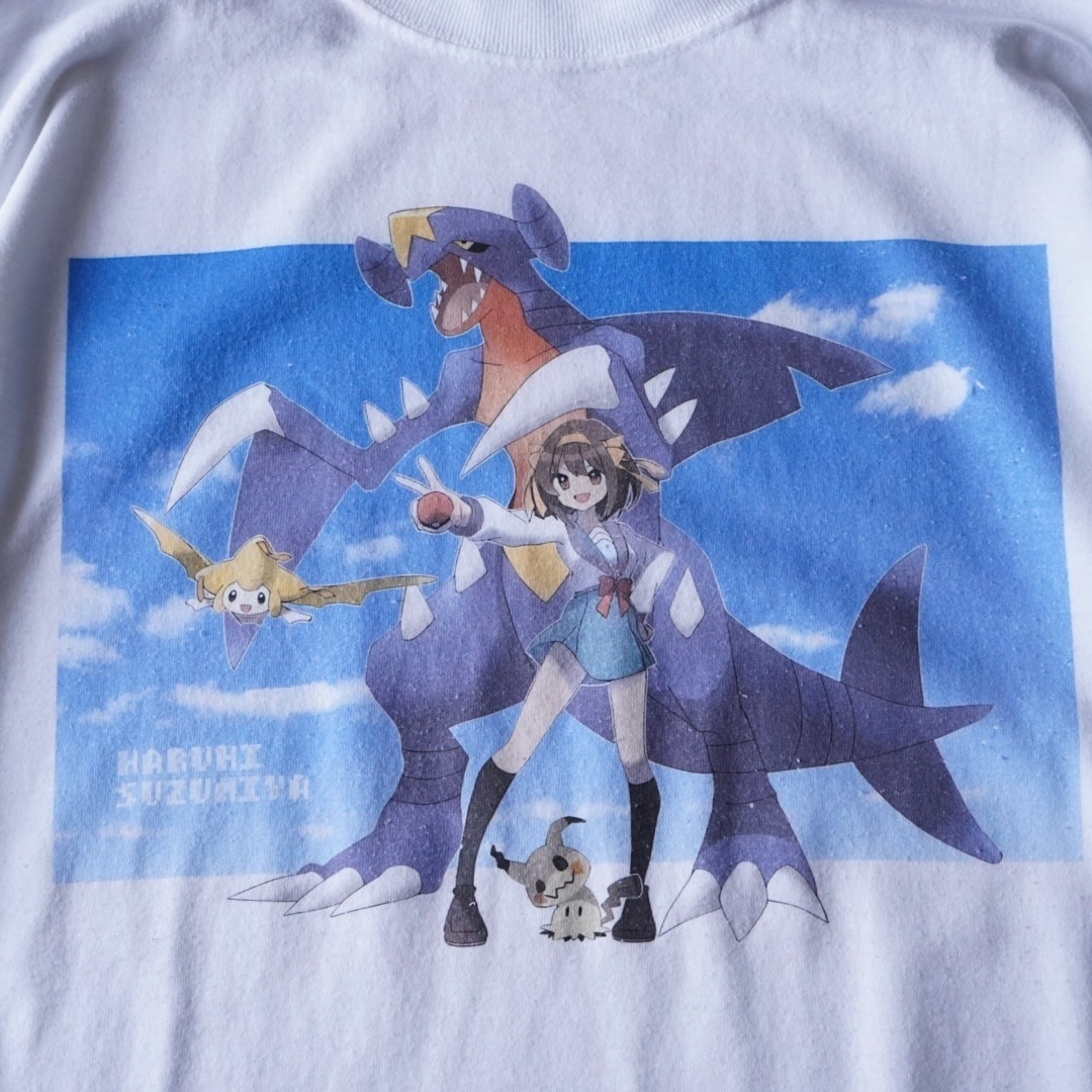 "強ポケ使いハルヒ / ハルヒ×ポケモン" print tee