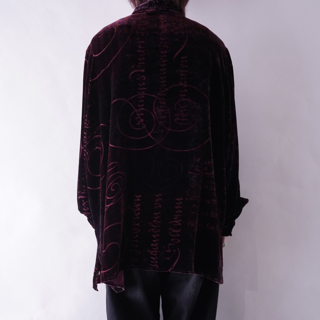 burgundy velours × see-through pattern shirt