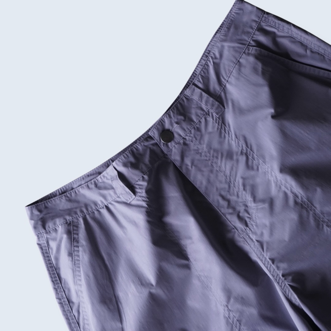 wide silhouette poly baggy pants