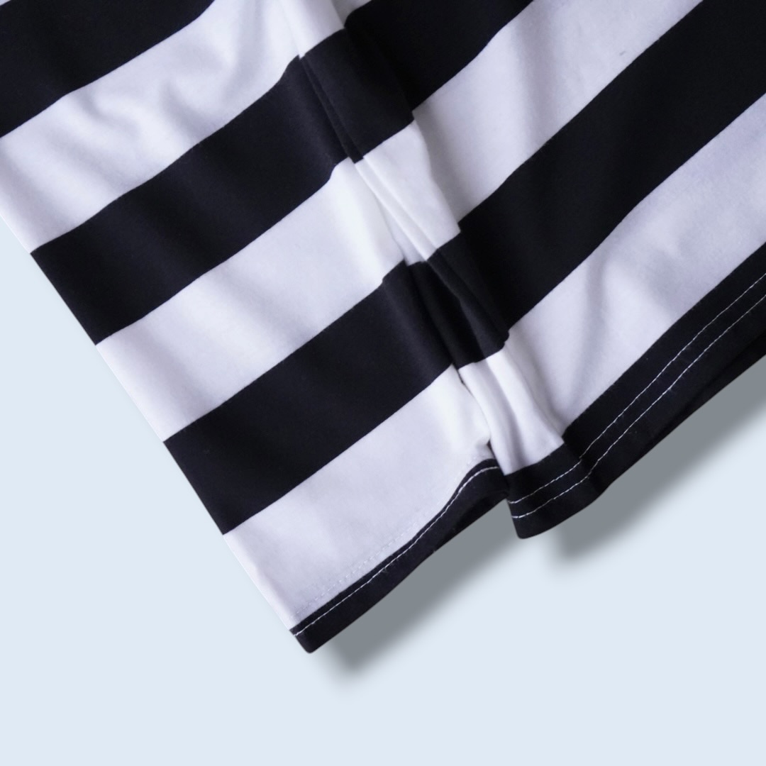 black × white border L/S tee