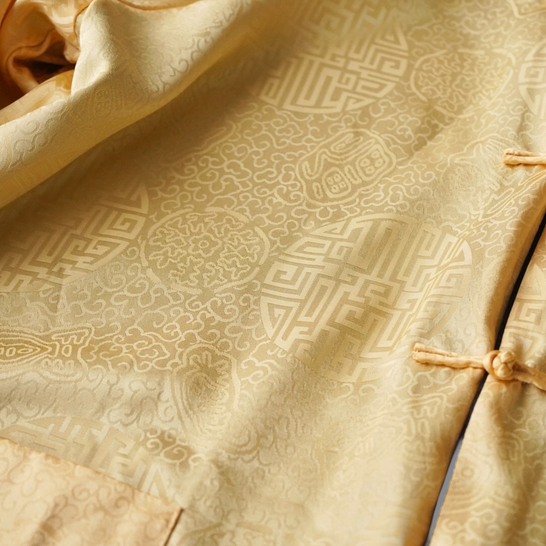 black × yellow reversible China shirt