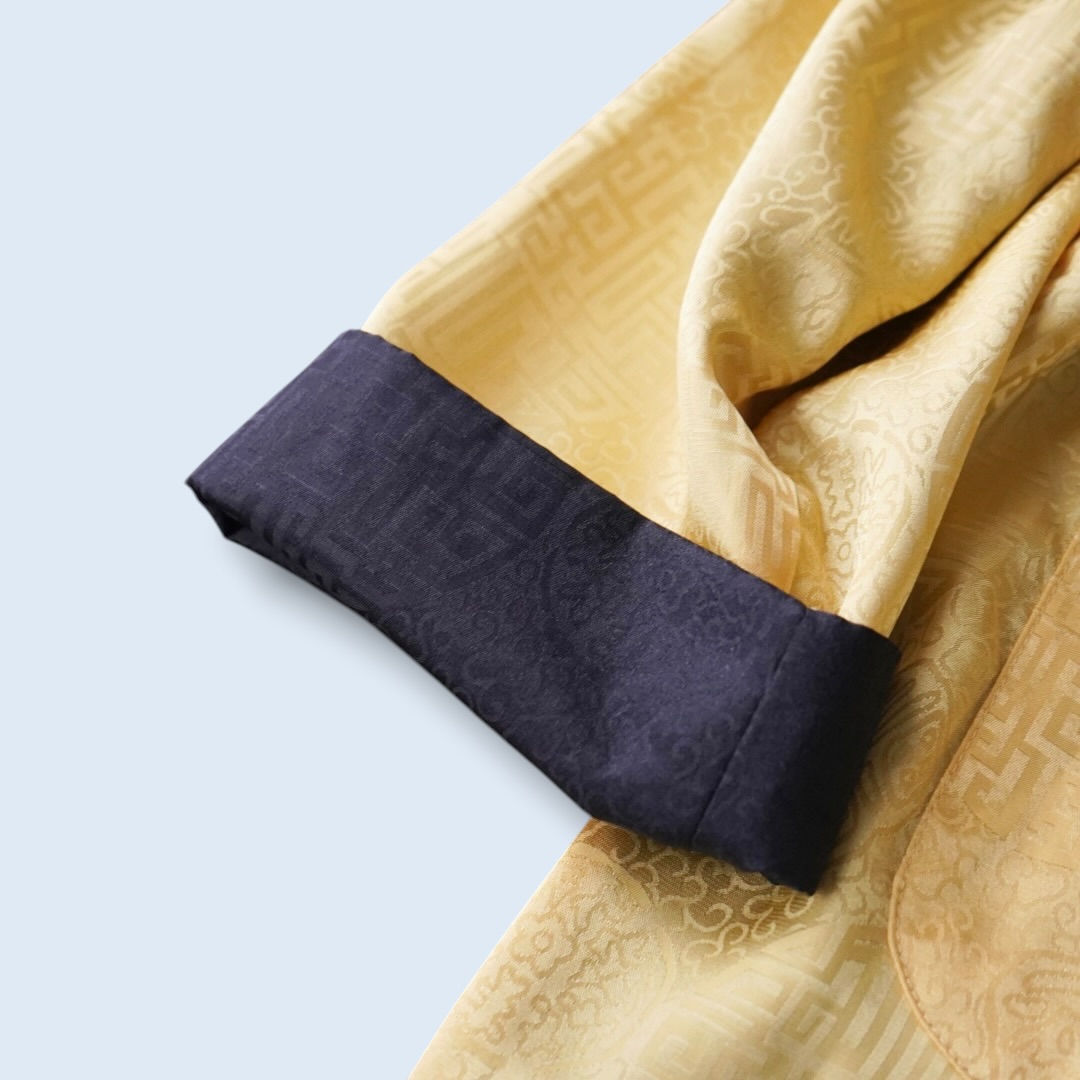 black × yellow reversible China shirt