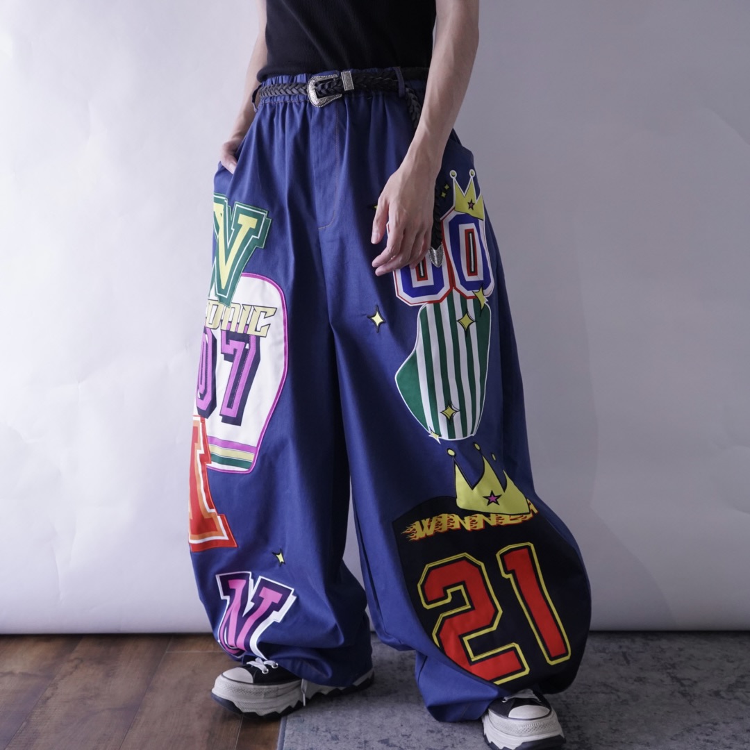 super oversized multi wappen wide wide pants