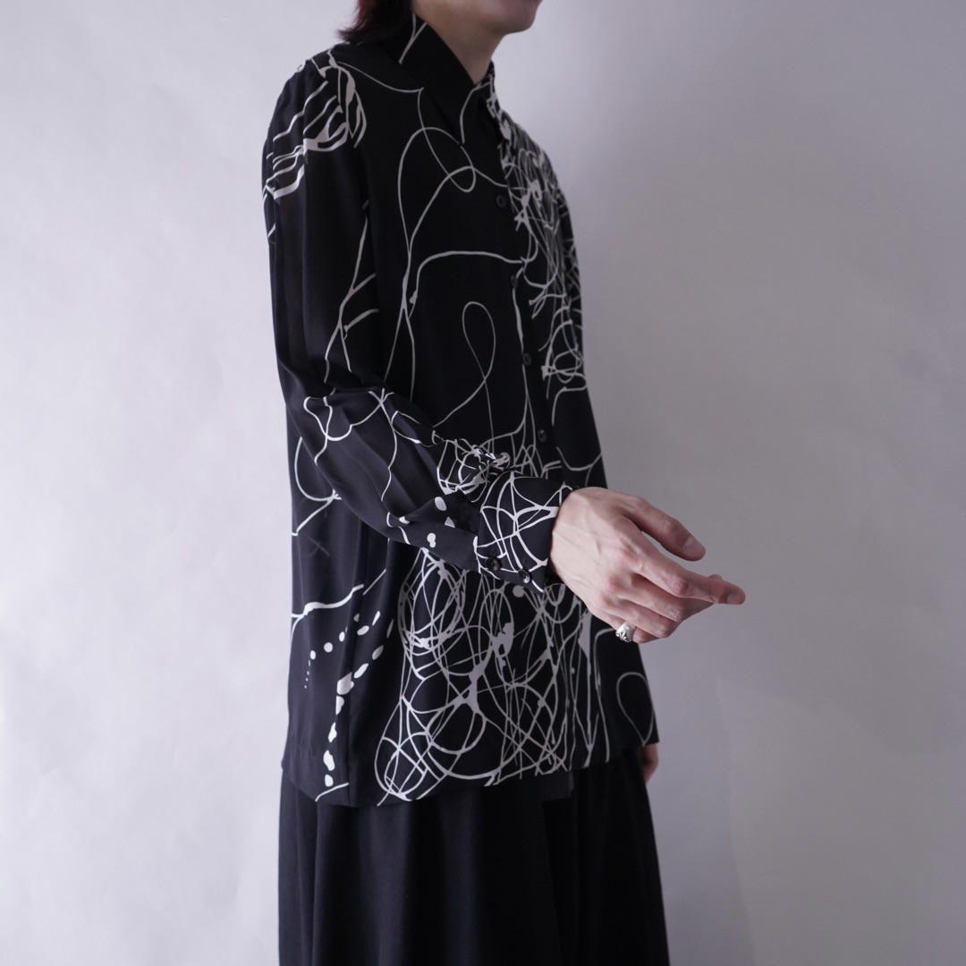 monotone geometric pattern see-through shirt