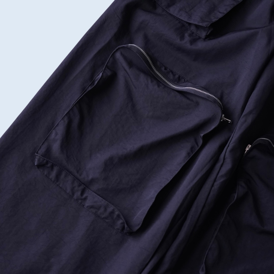 front big pocket black tech pants