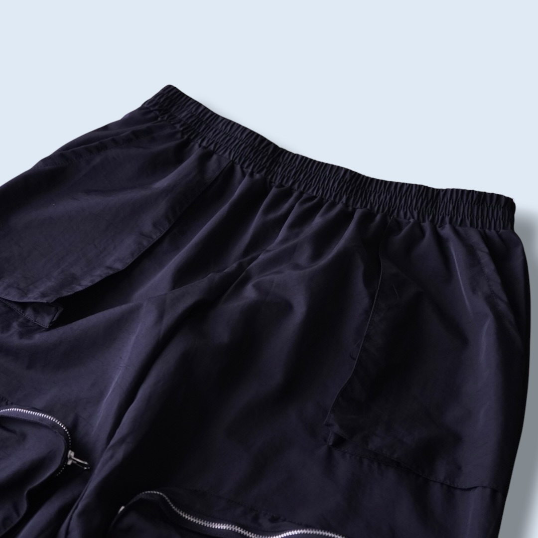 front big pocket black tech pants
