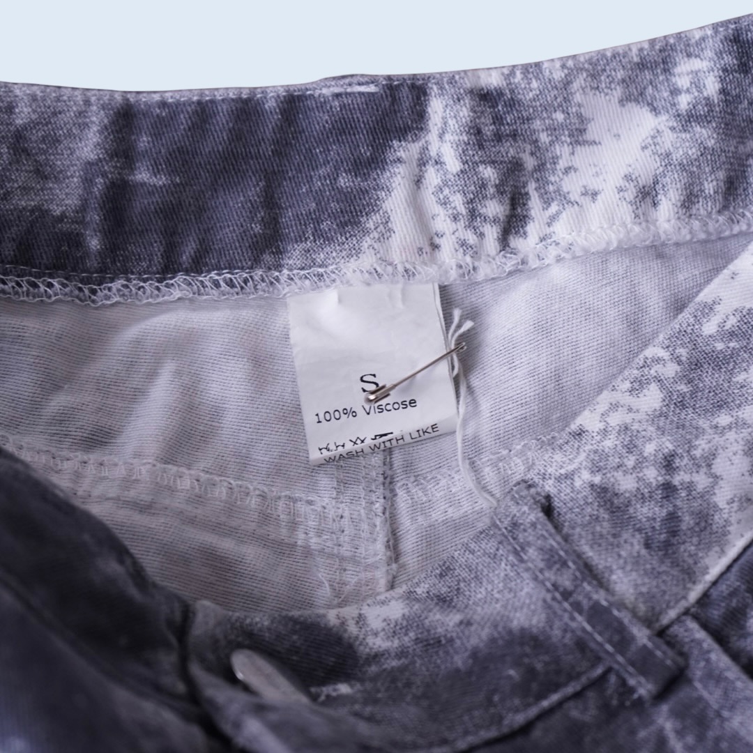 monotone full graphic multi gimmick wide pants