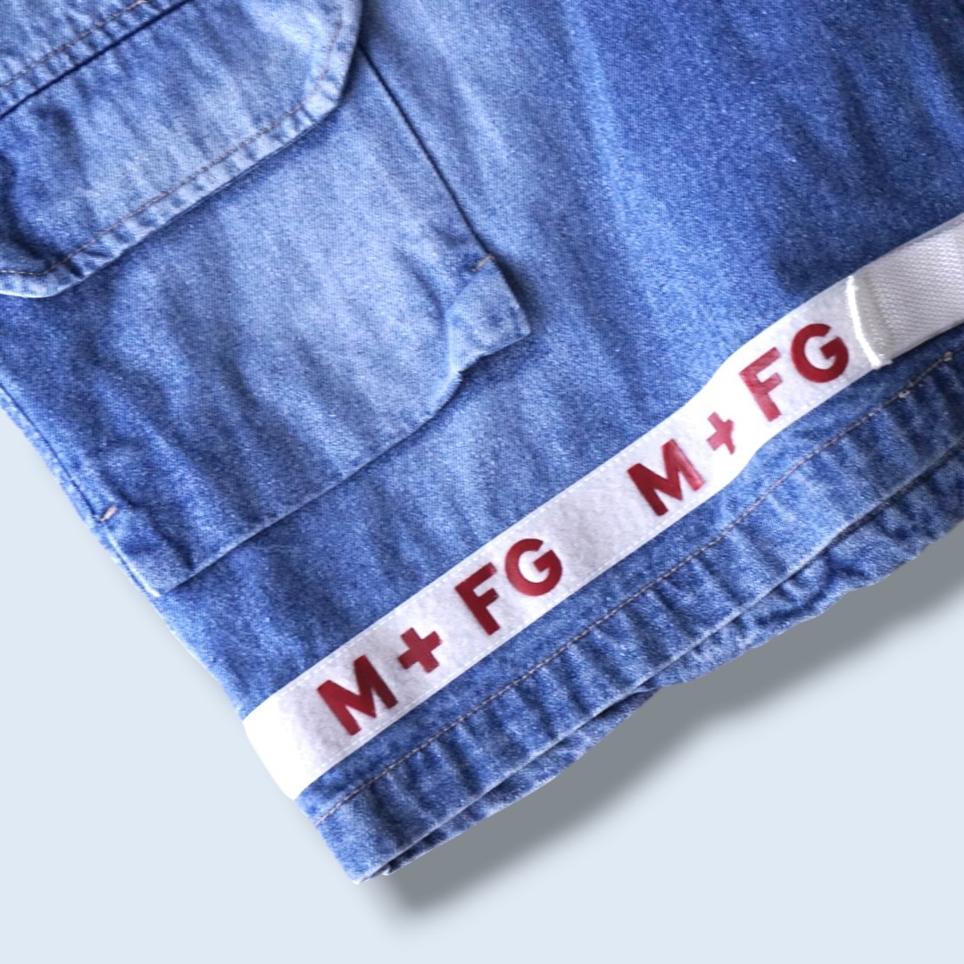 【MARITHE FRANCOIS GIRBAUD】indigo blue × white velcro shuttle baggy shorts