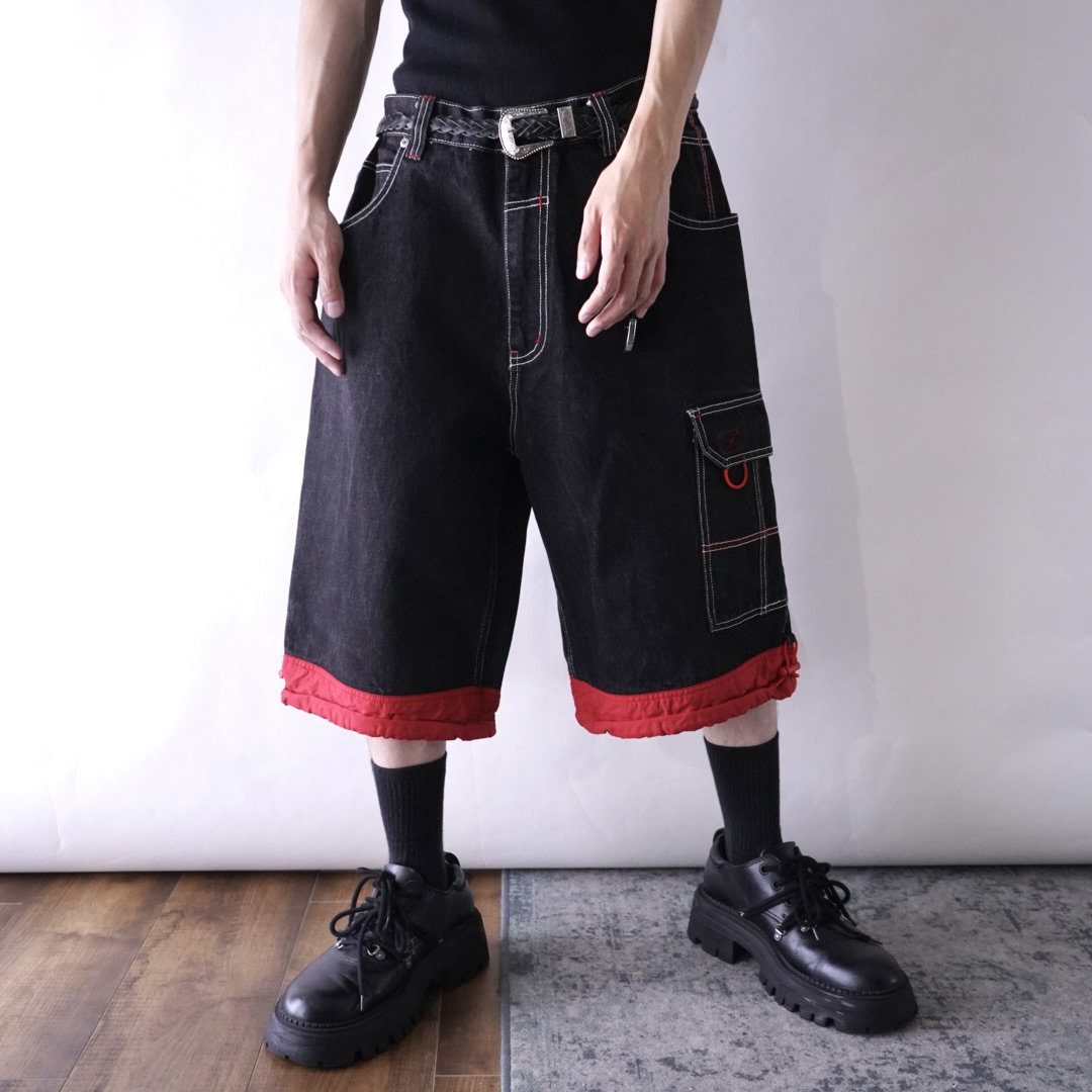 black × nylon red switching denim baggy shorts
