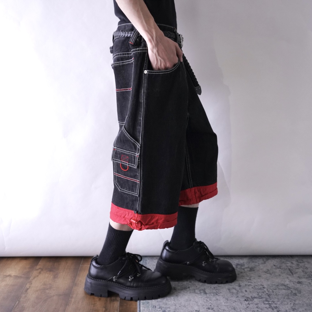 black × nylon red switching denim baggy shorts