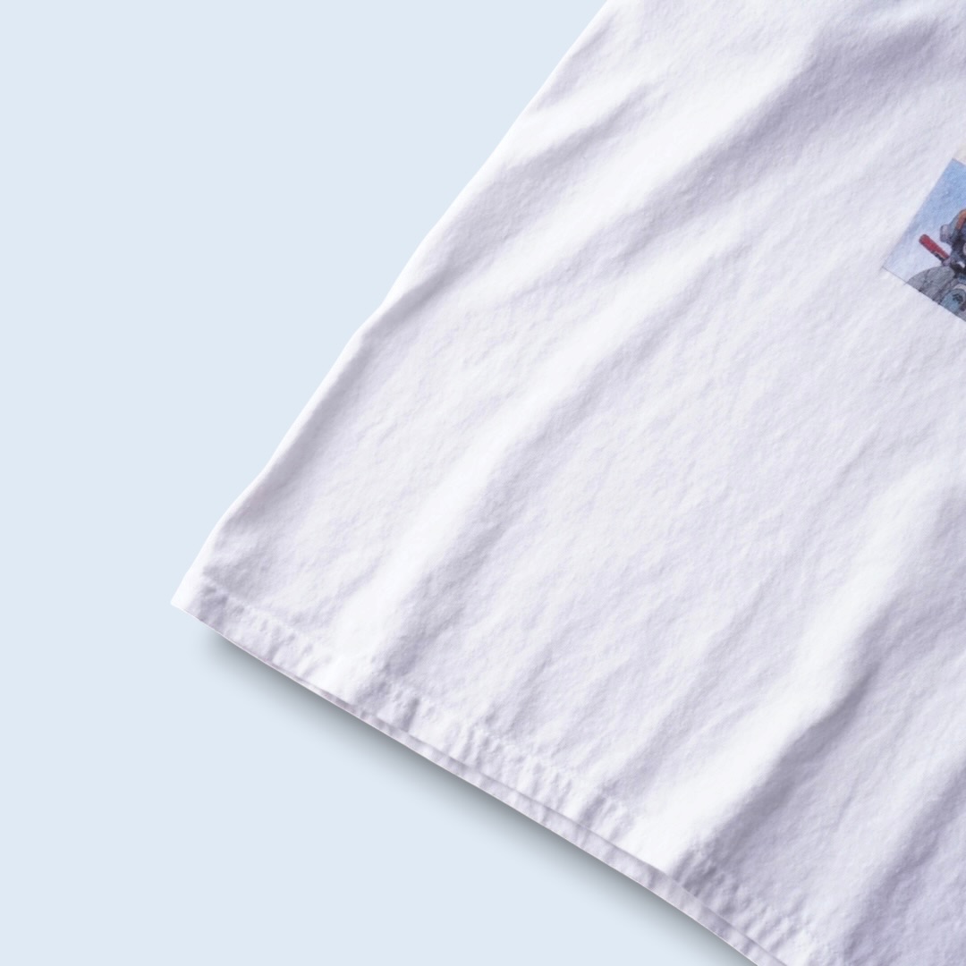 "コマ割り集合 / FLCL" print tee