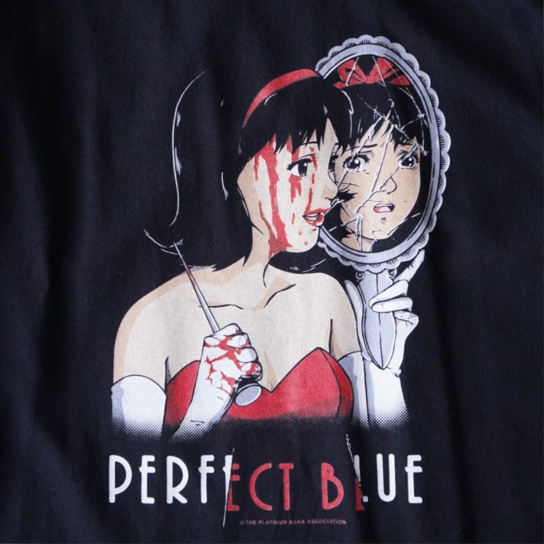 "未麻のピン / PERFECT BLUE" print tee