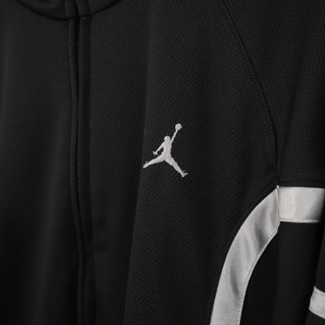 【JORDAN】monotone silver line double zip track jacket
