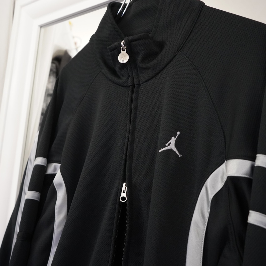 【JORDAN】monotone silver line double zip track jacket