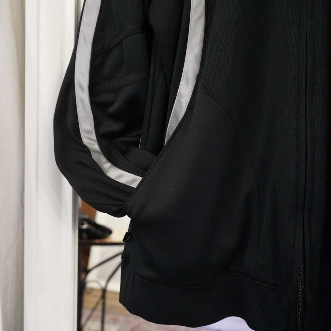 【JORDAN】monotone silver line double zip track jacket